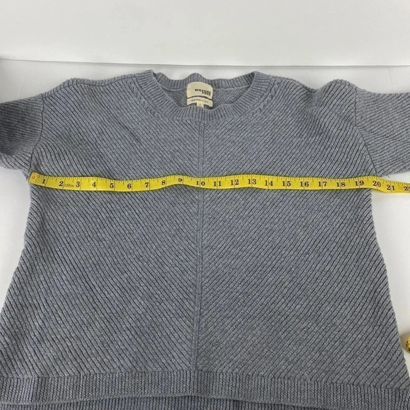 2/$25 Wilfred solid gray knitted neutrals heavy weight wool sweater size large - Picture 3 of 6